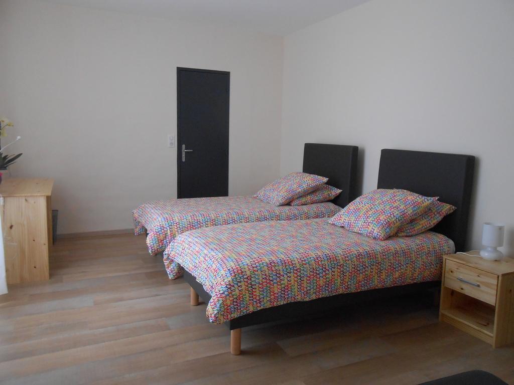 Le Merlanson Chambres D'Hotes Bez-et-Esparon Exterior photo